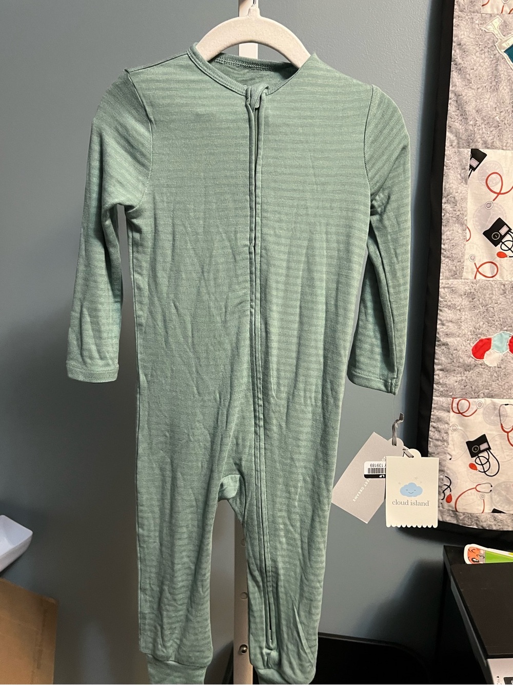Cloud island Sage Green Striped Long-Sleeve One-Piece Sleeper without Feet NWT